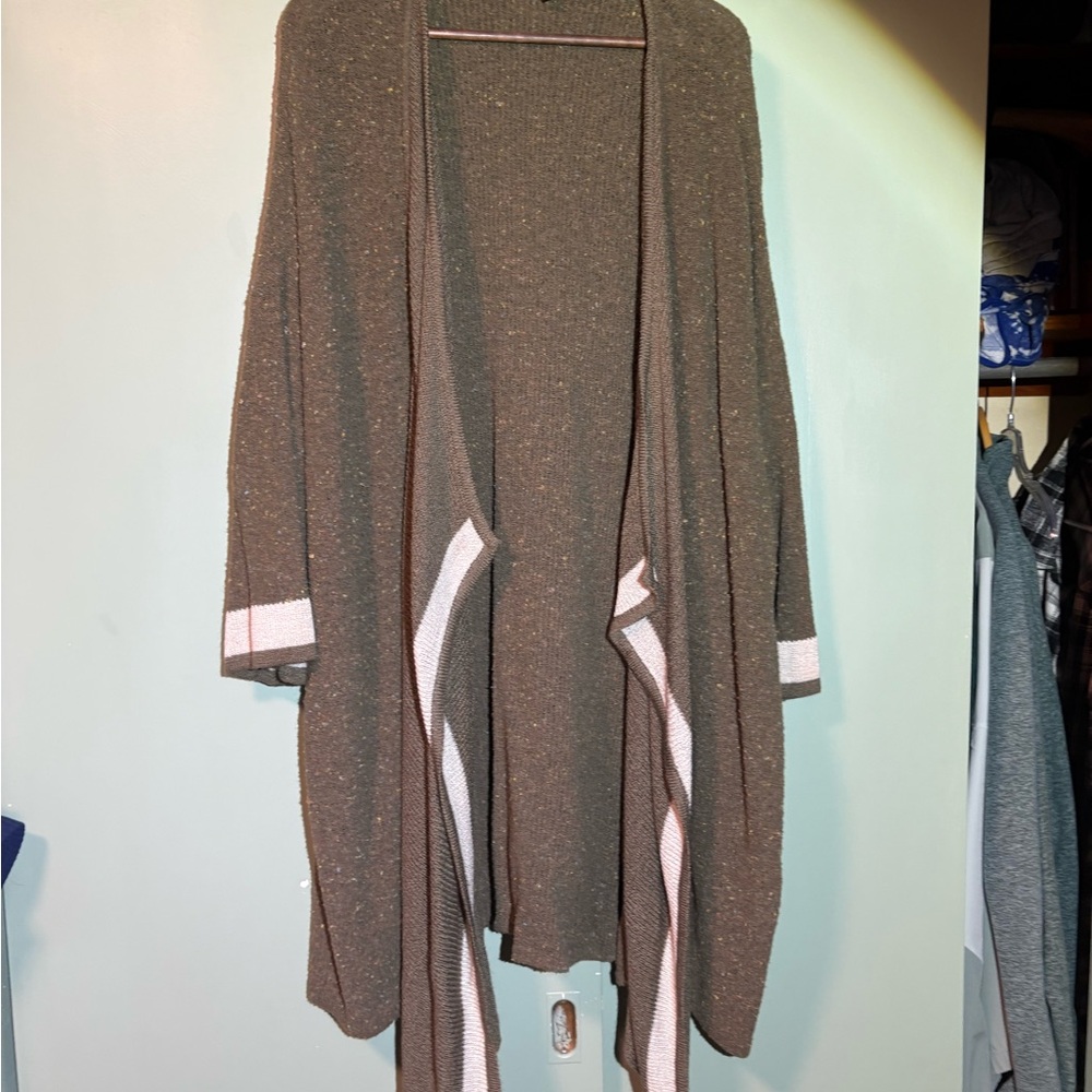 Roni Rabl olive green and cream open cardigan